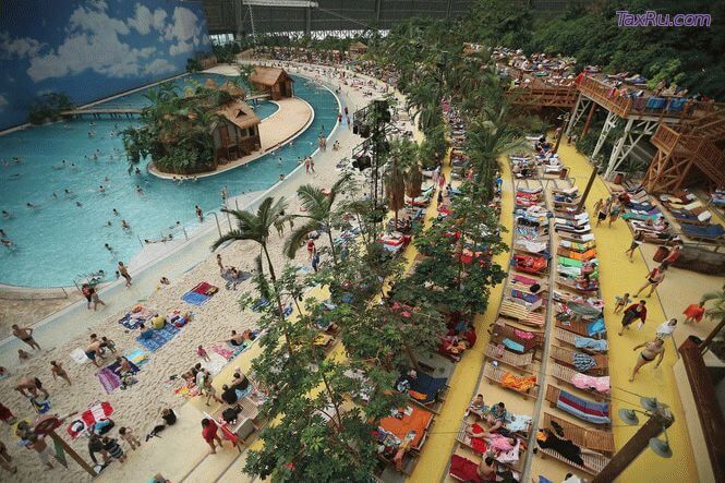 Озеро с островами