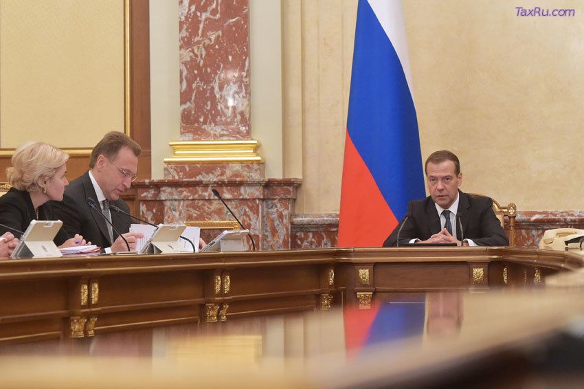 Медведев считает, что поправки позволять лучше планировать