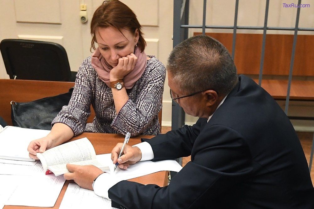 Улюкаев в здании Басманного суда