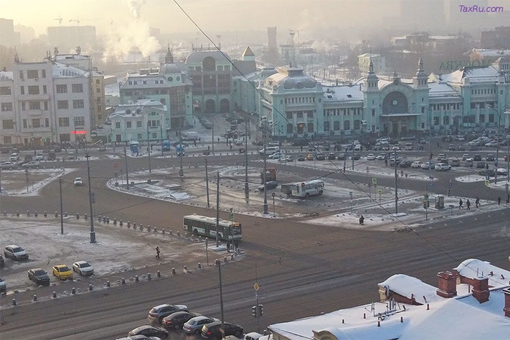Москва. 9 января 2017 г. 14.00. Московские улицы поражают отсутствием машин: одни не завелись, а у других хозяева еще не вернулись с новогодних каникул. Фото: Аркадий Колыбалов/ РГ