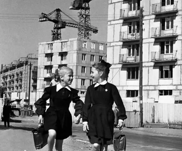 Бесплатное жильё в СССР (иллюстрация из открытых источников)